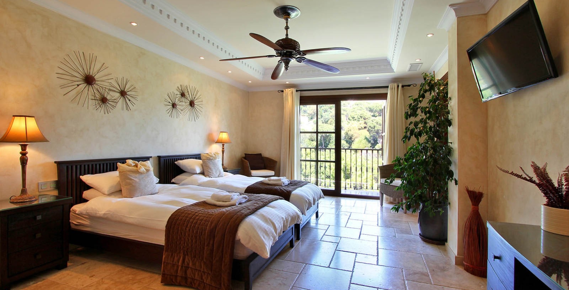 0090-GHF_Bedroom_2(1)