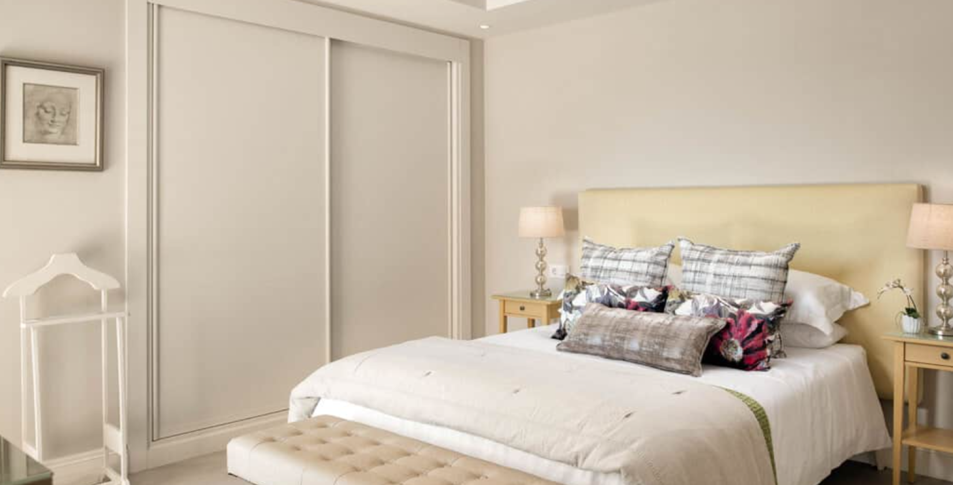 Villa Infinity Marbella double bedroom