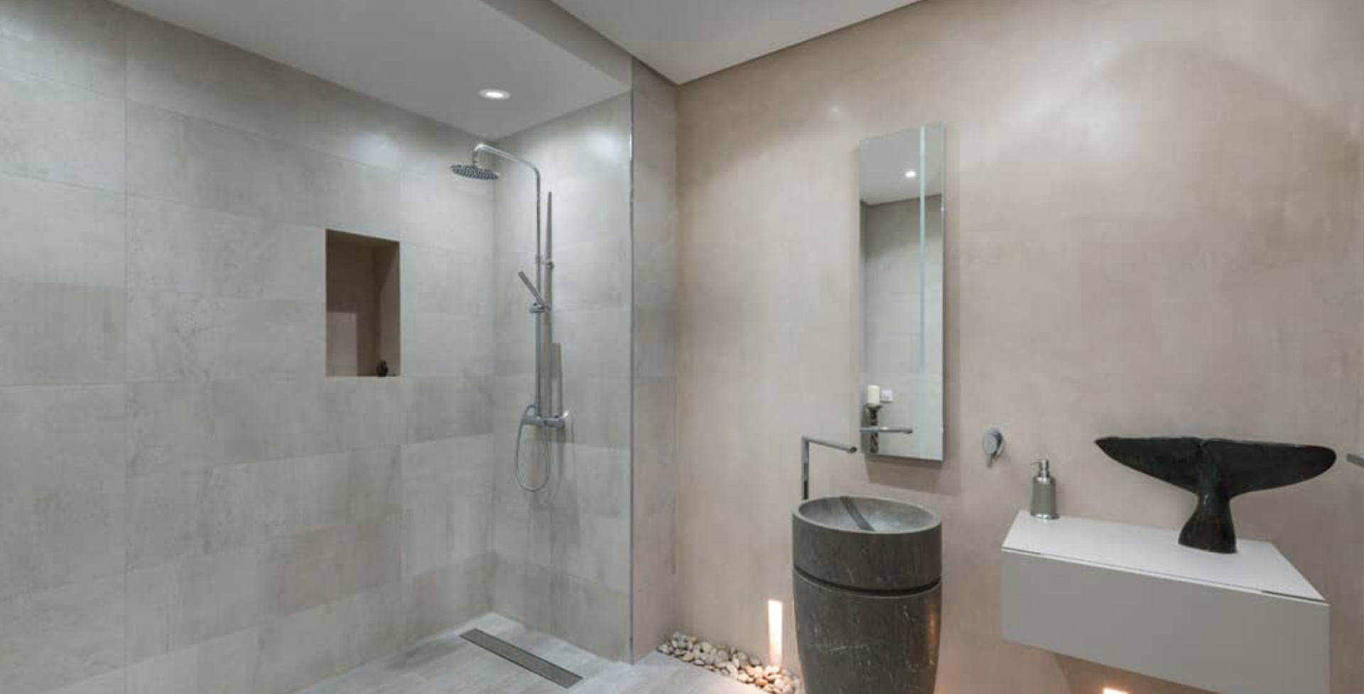 Villa Infinity Marbella luxury bathrooms