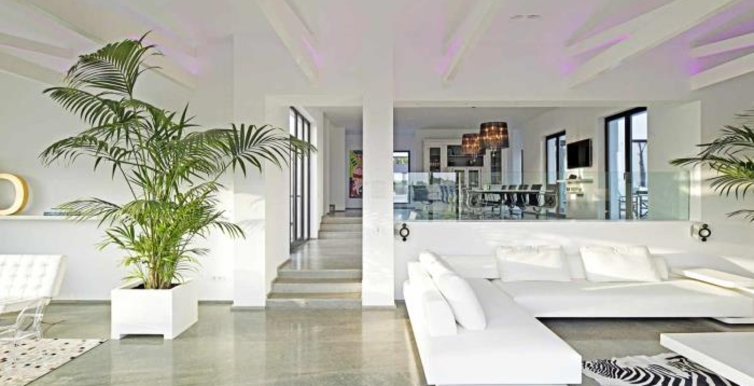 Villa Xtra luxury villa Marbella contemporary open lounge