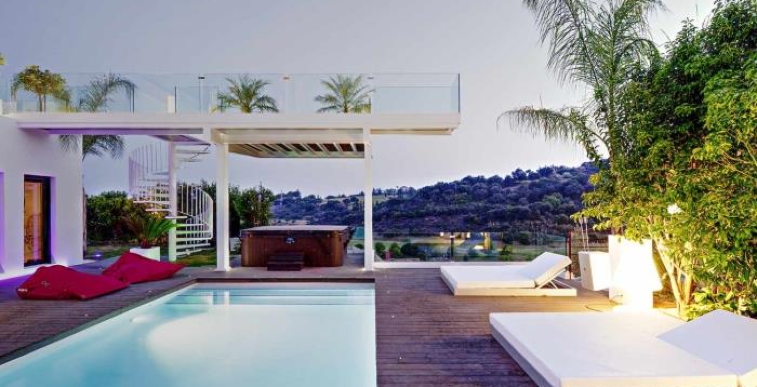 Villa Xtra luxury villa Marbella evening beds