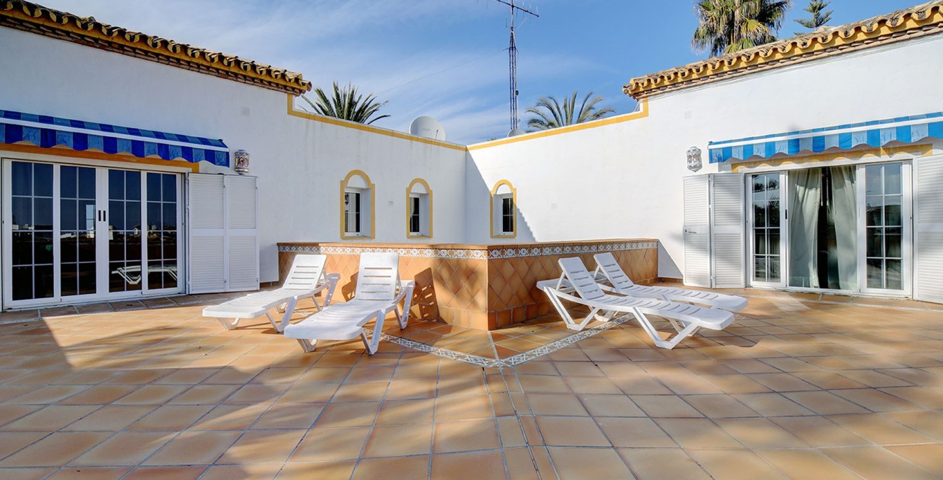Villa Iri sunbathing terrace