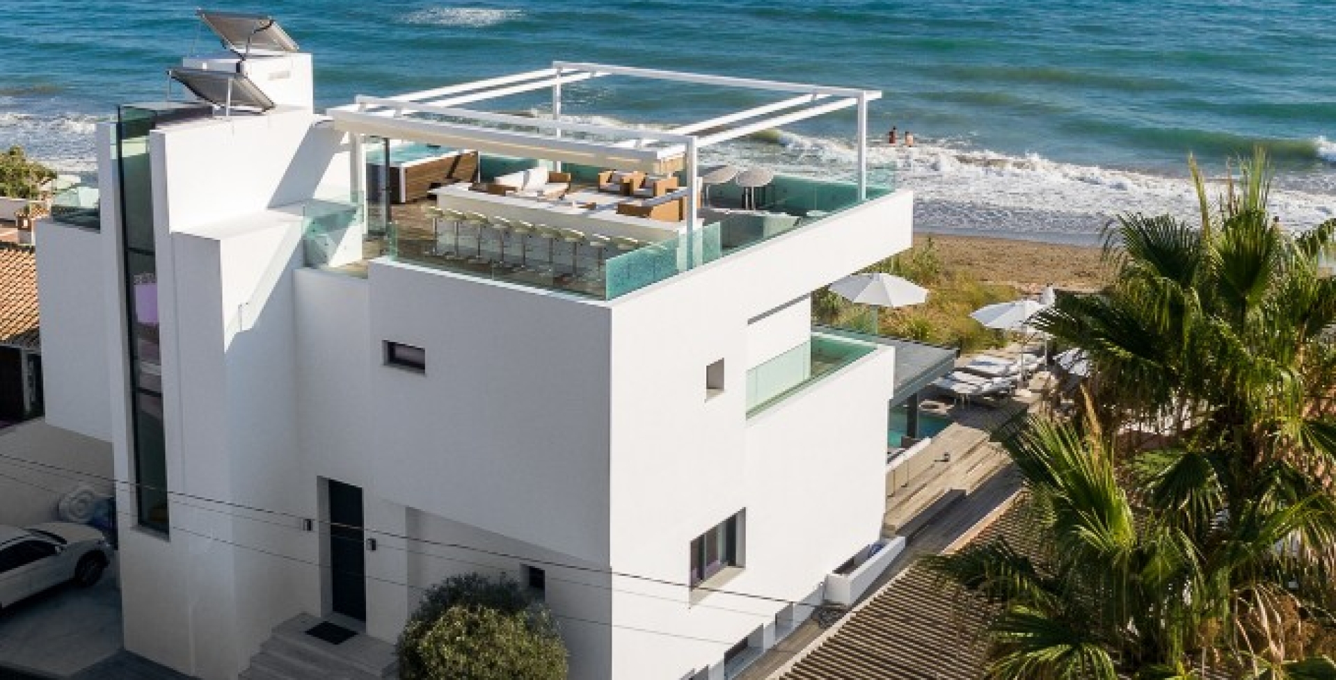 Beach House Marbella 6 bedrooms beautiful rental villa