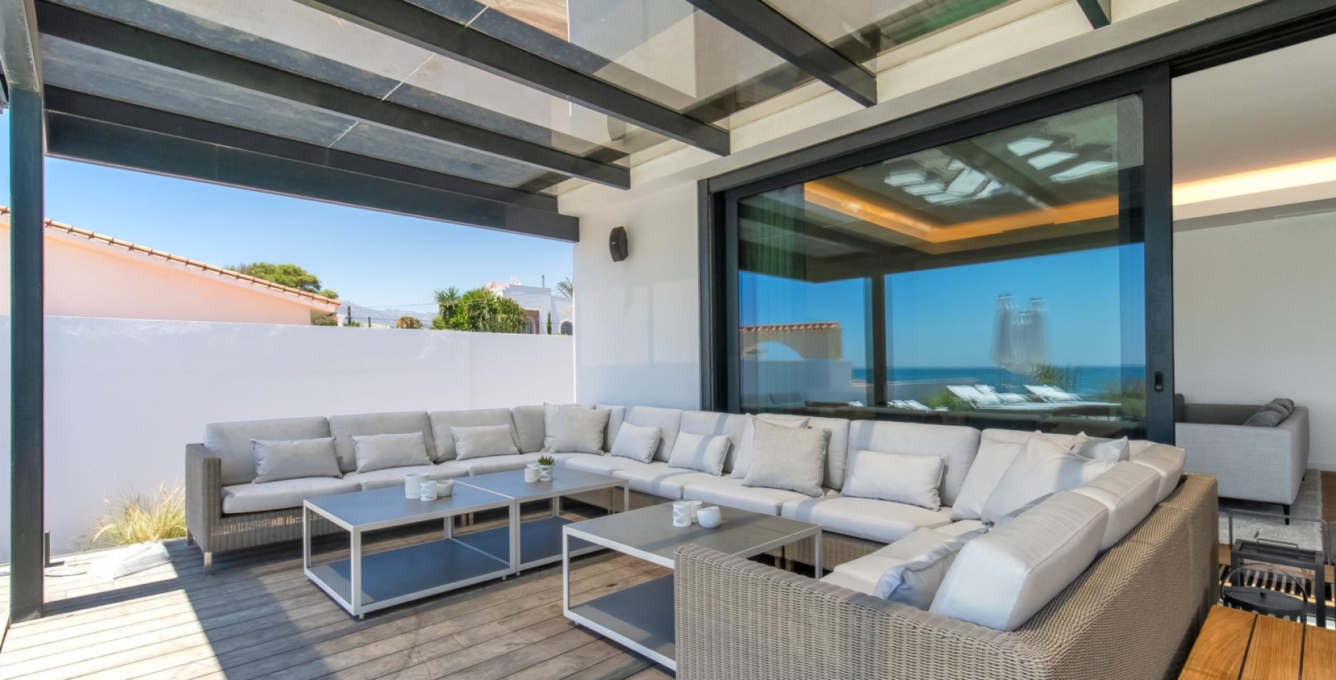 Beach House Marbella 6 bedrooms outdoor seating