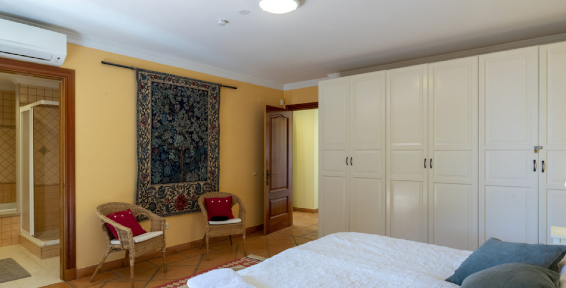Villa Amora double bedroom