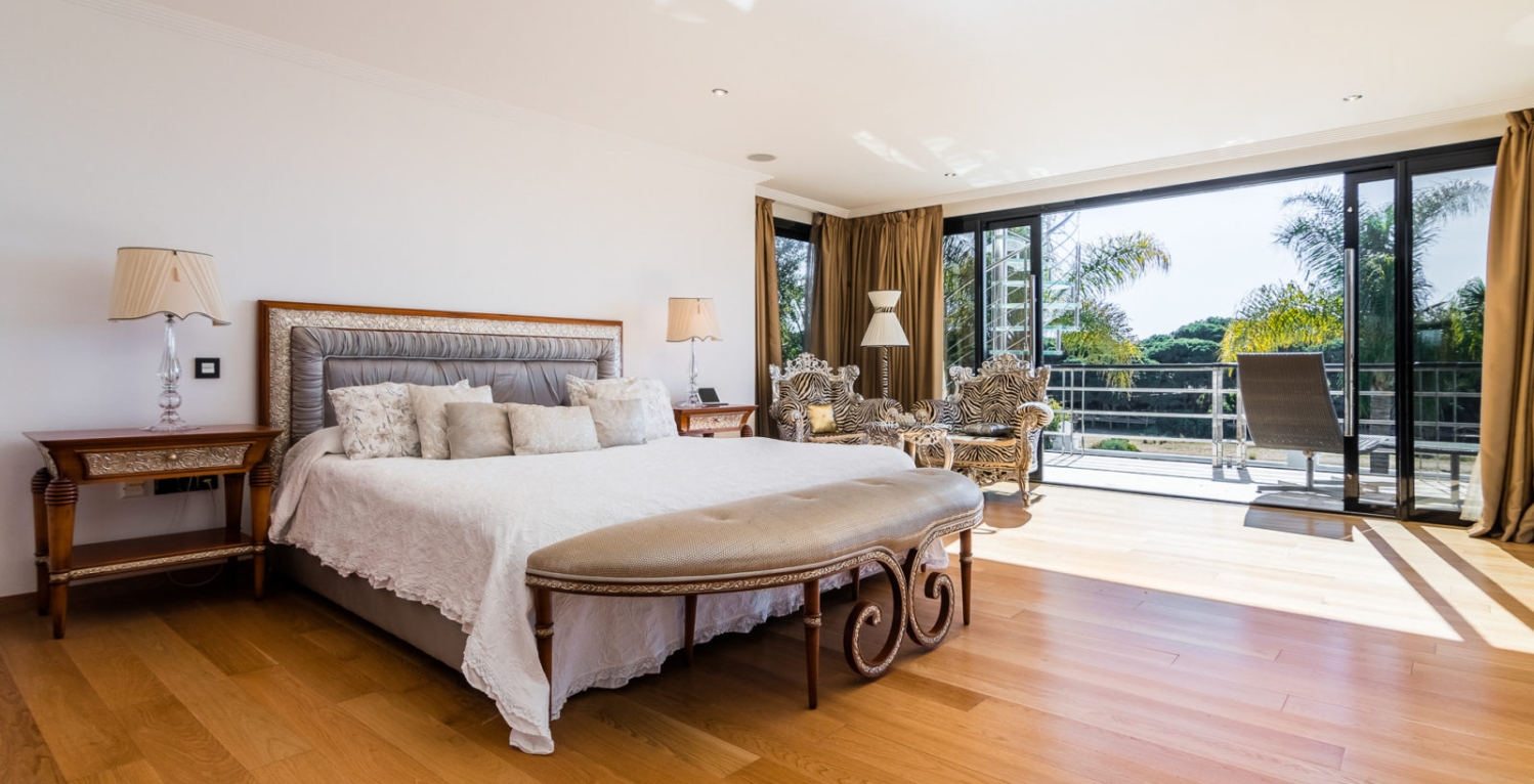 Villa Duna luxe bedroom