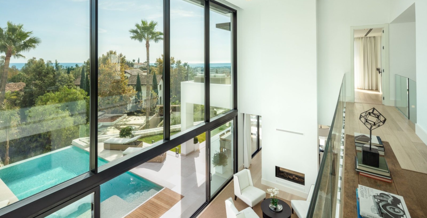 Villa Marleo 4 bedroom luxury double height