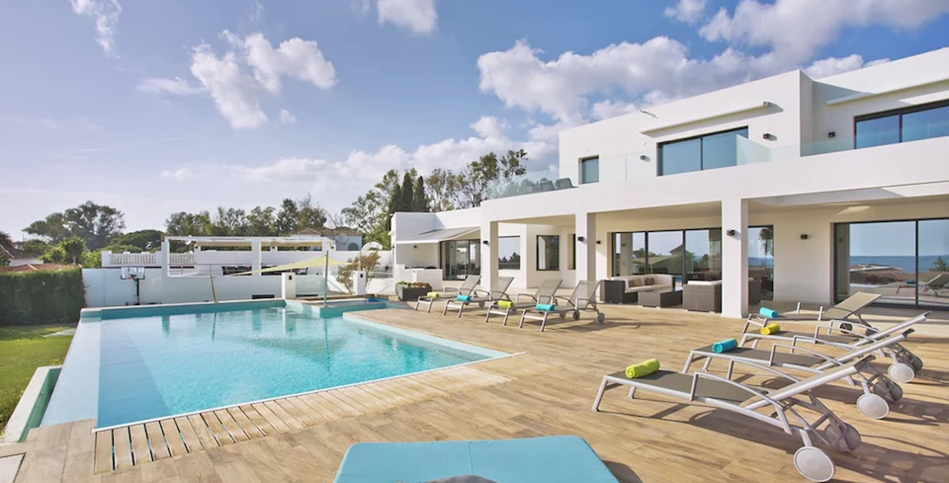 Villa Seaview Marbella 8 bedrooms villa and infinity pool