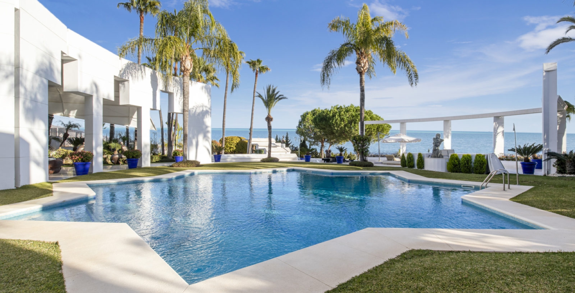Villa Star Marbella 7 bedrooms sea views