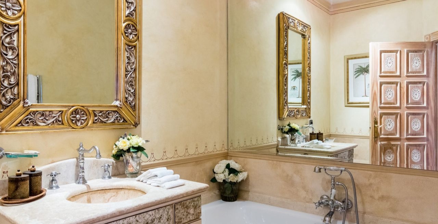 Villa Ocean 9 bedroom Marbella – bathroom3