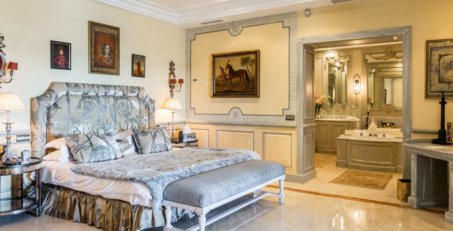 Villa Ocean 9 bedroom Marbella – bedroom1
