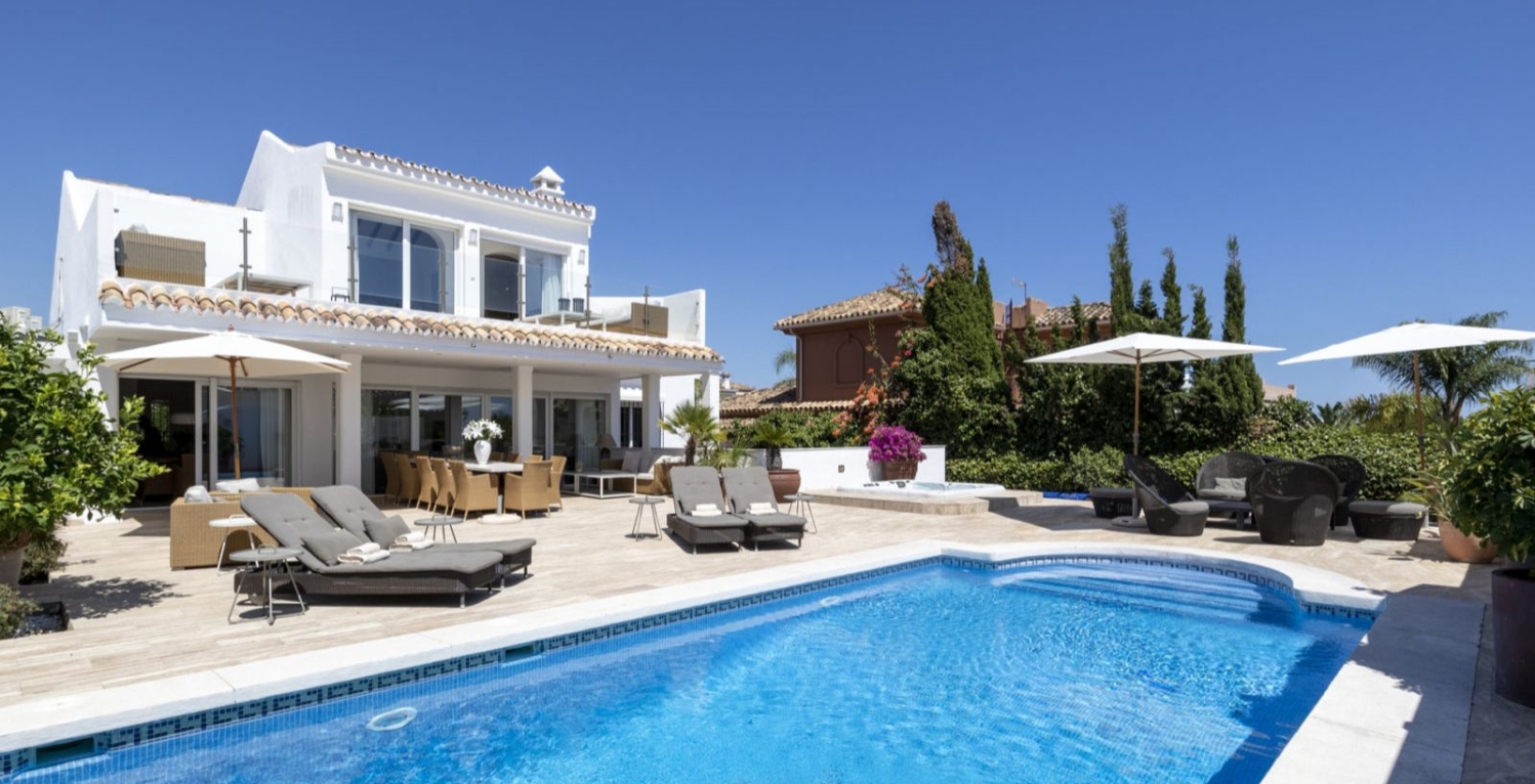 Villa Carde 6 bedroom-pool1