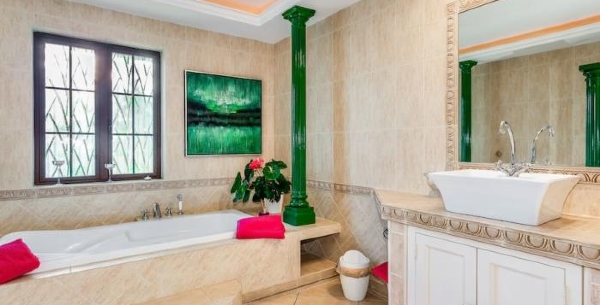 Villa Marbesa 8 bedroom – bathroom