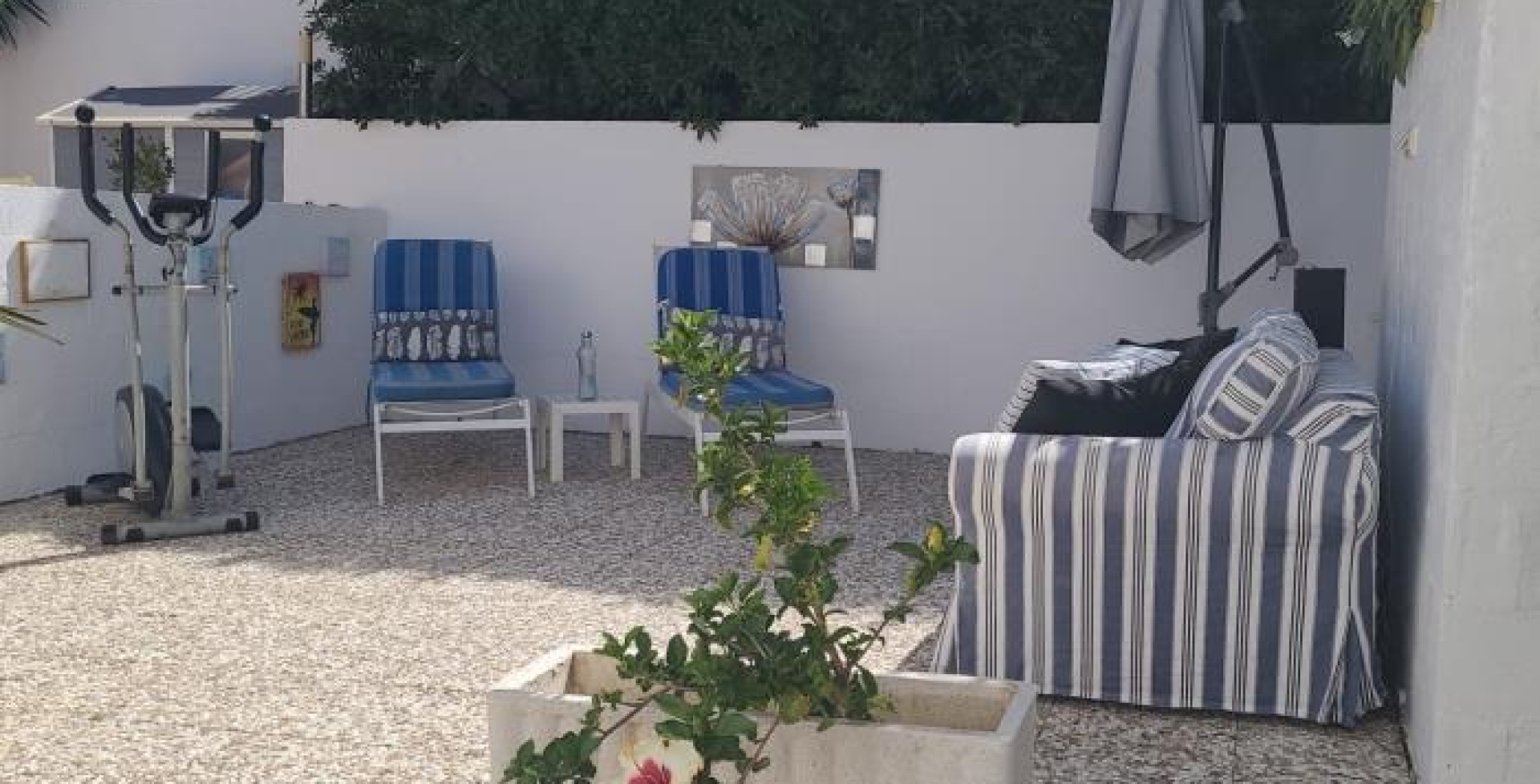 Villa Marbesa 8 bedroom – outside seating