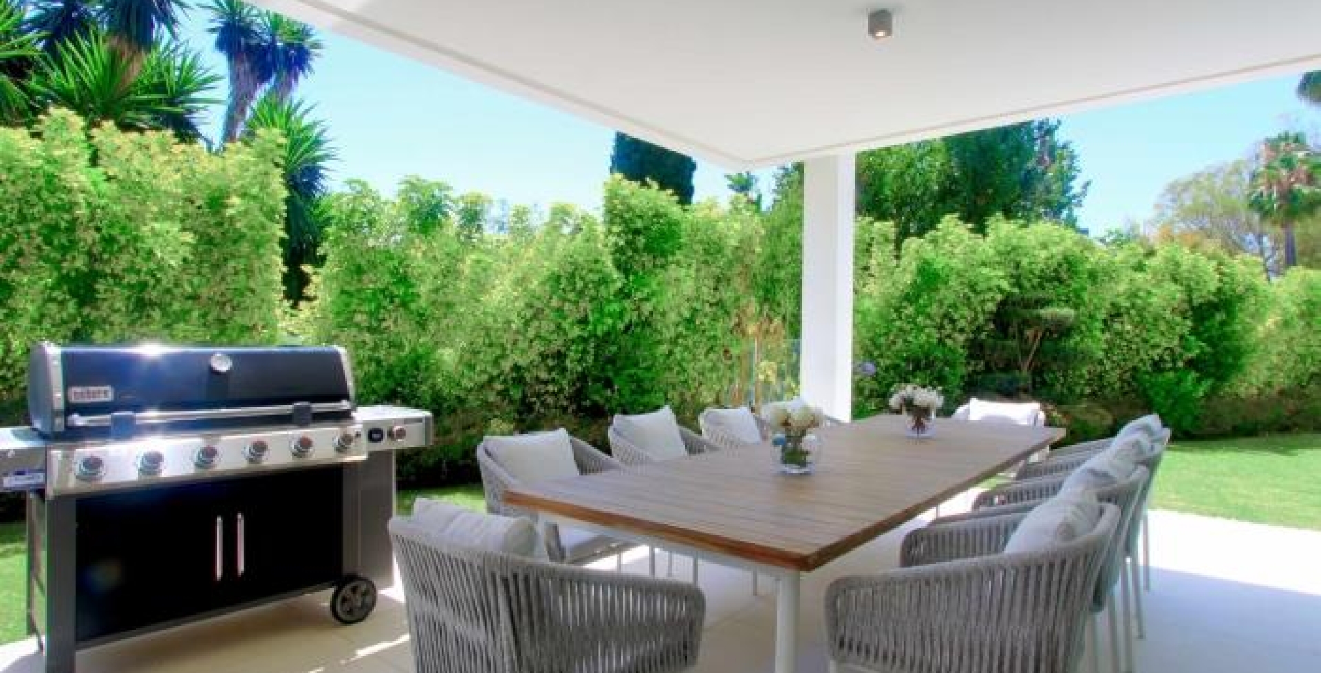 Villa Sala 5 bedroom – outside-dining