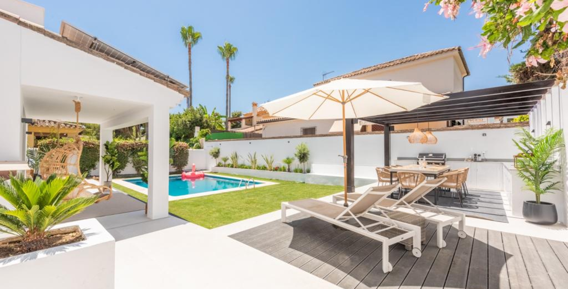 Villa Rens 8 bed – pool-area