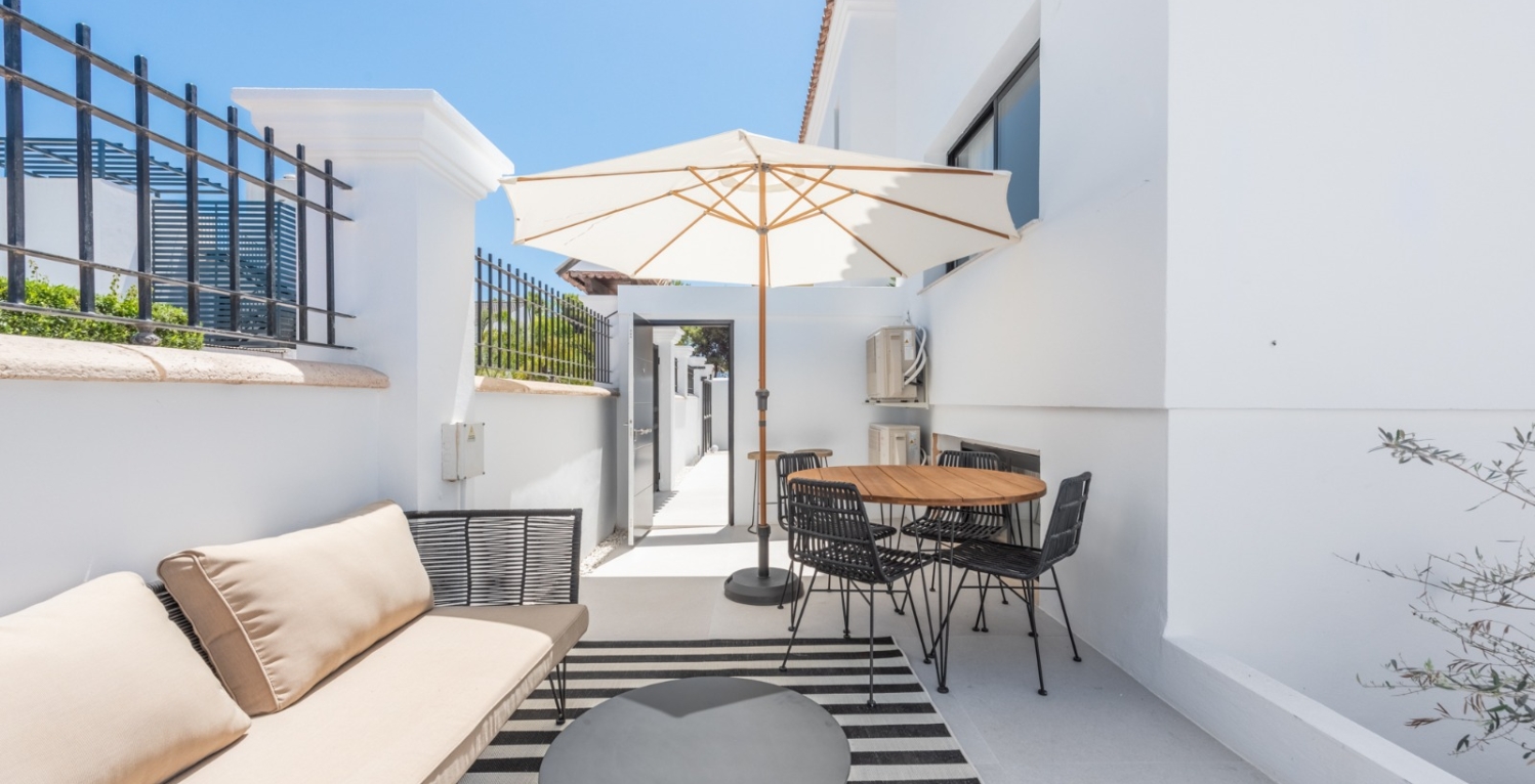 Villa Rens 8 bed – terrace2