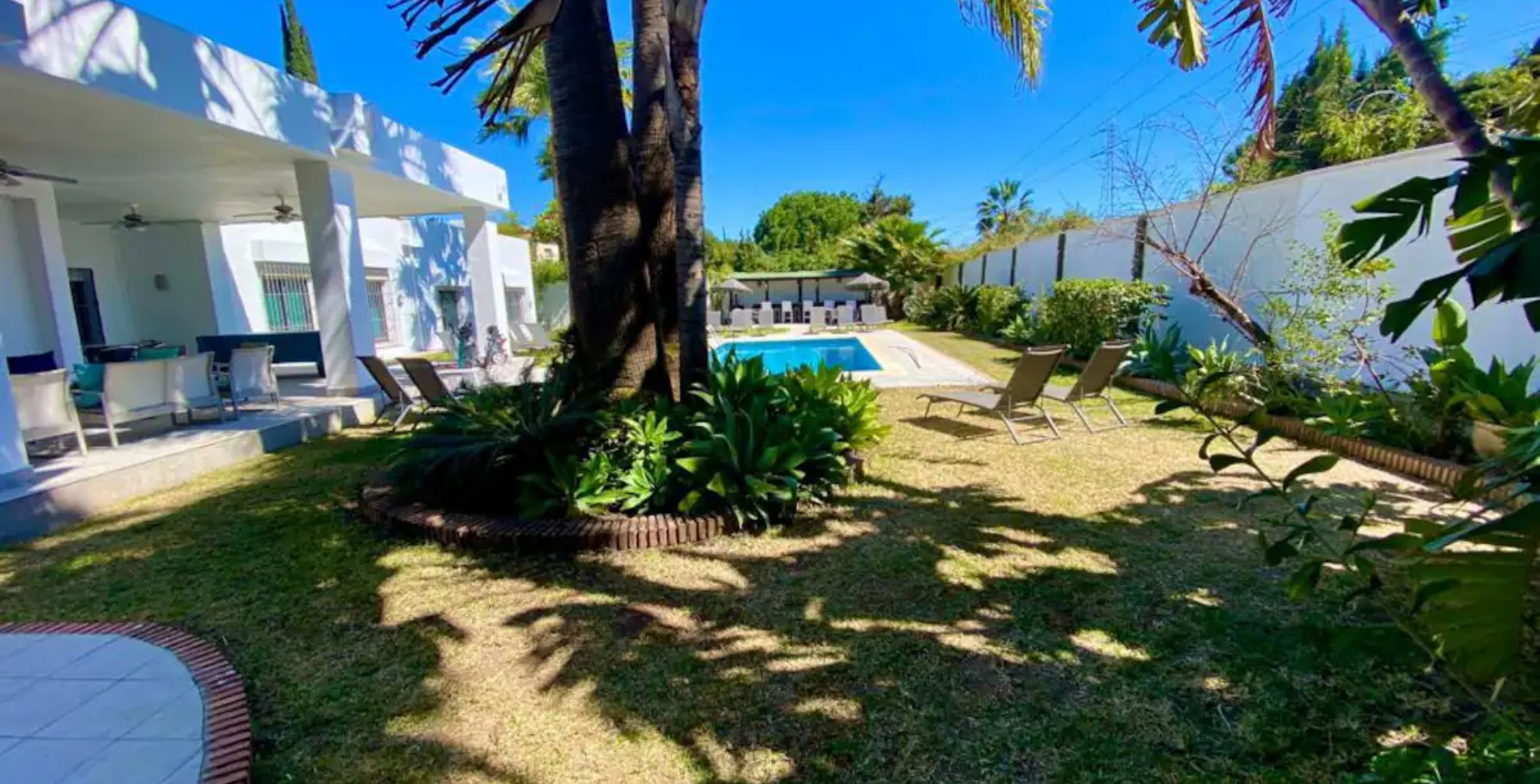 Villa-Vee-Marbella-10-bedrooms-garden
