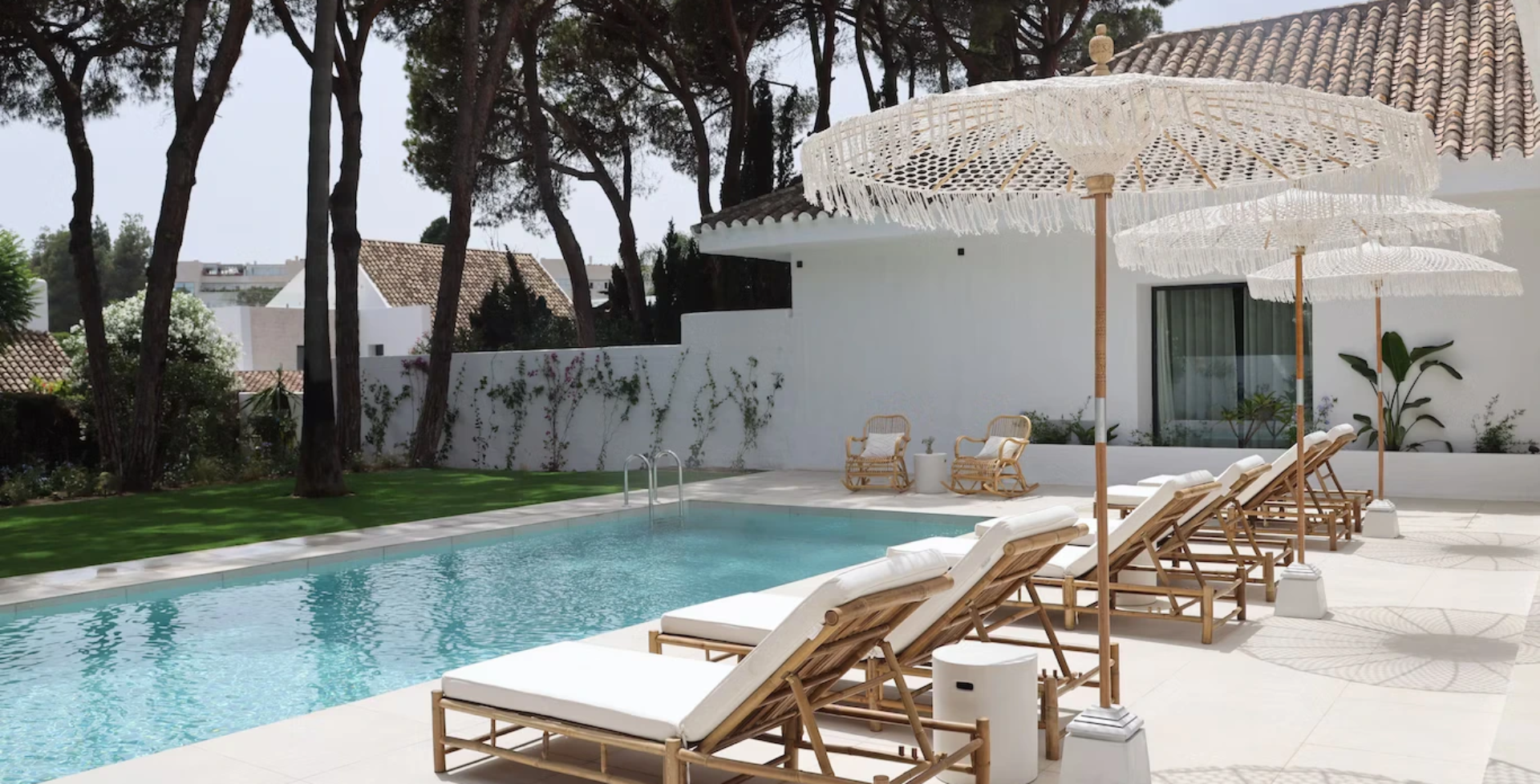 Villa Anfi 2 – 4 bedrooms – poolside