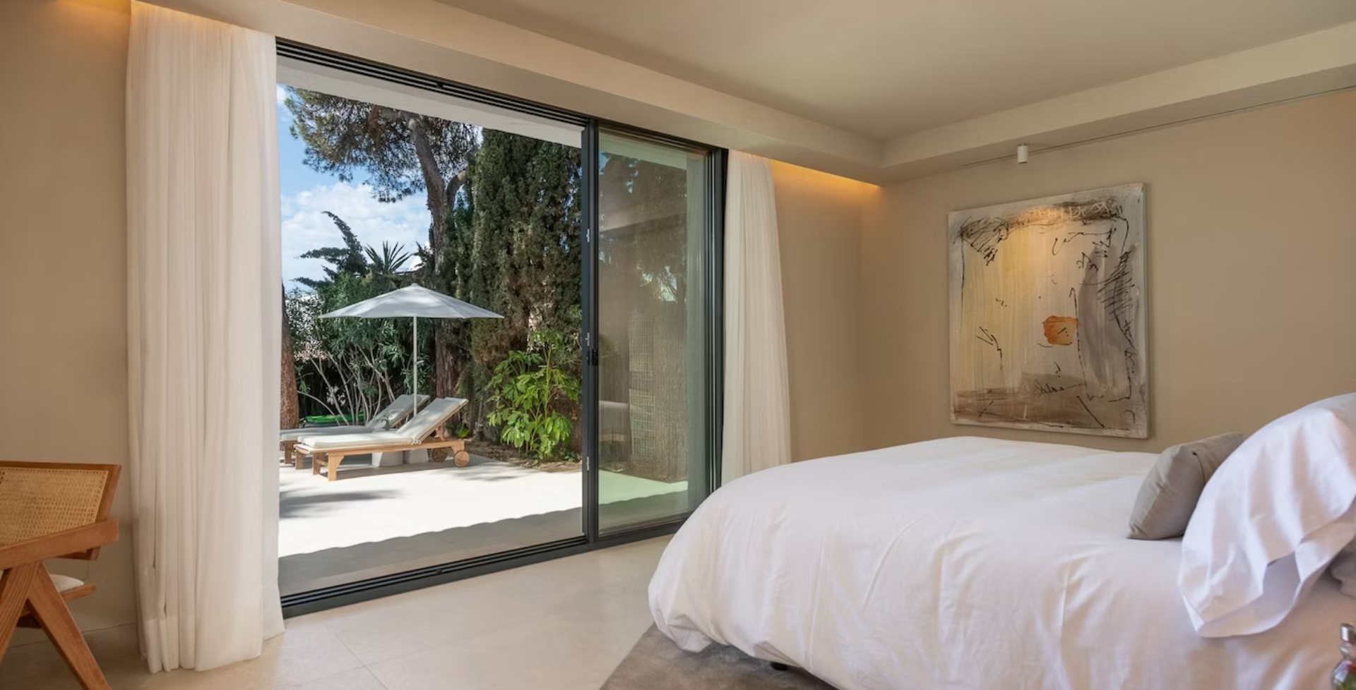 Villa Anfi 3 – 5 bedrooms – king bed