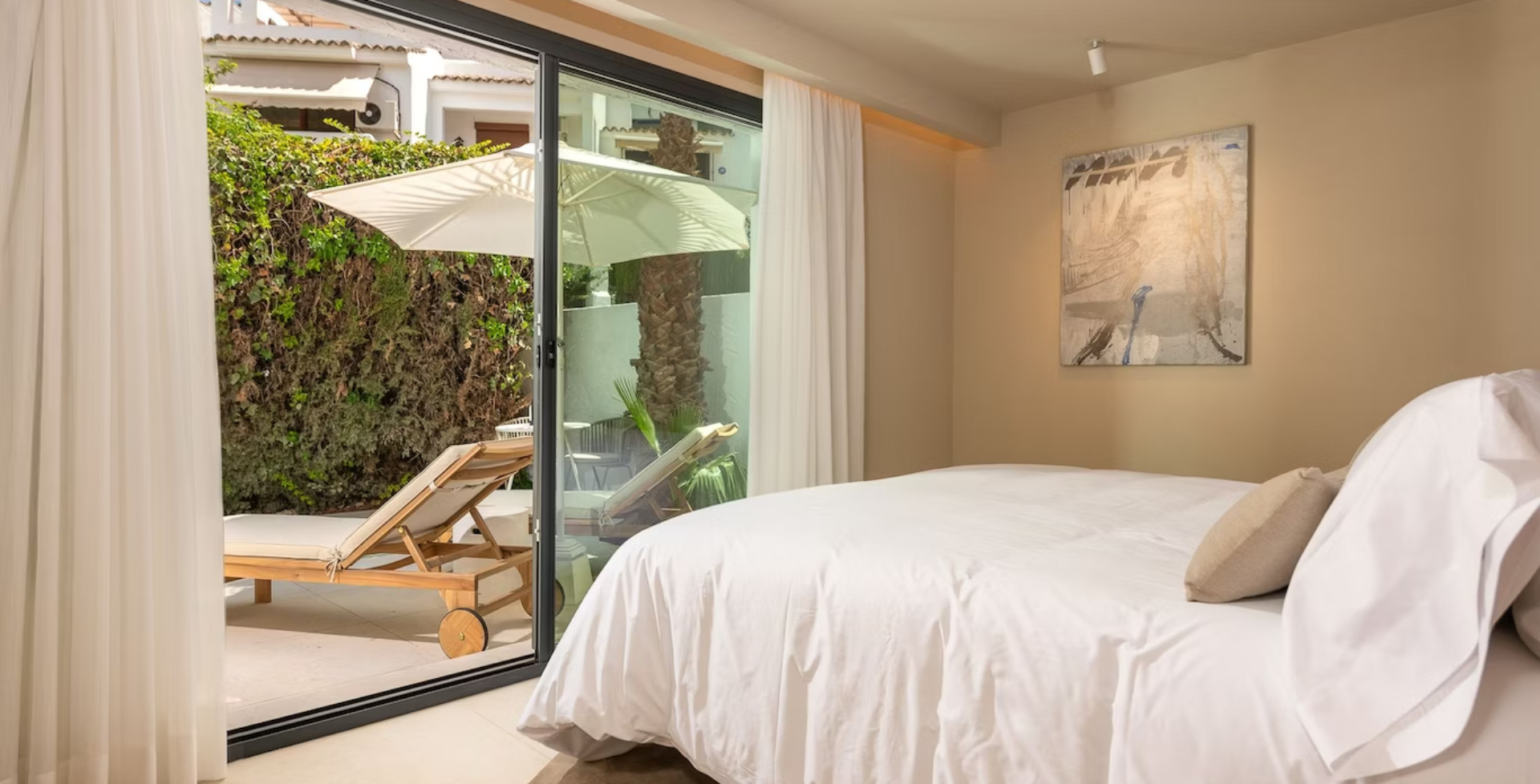 Villa Anfi 3 – 5 bedrooms – suite to terrace