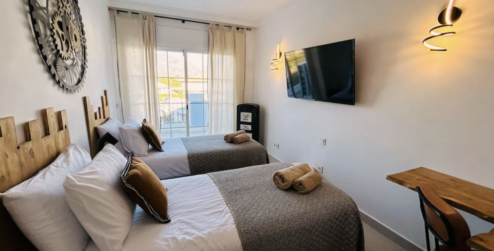 Luxapart 4 Nueva Andalucia Marbella holiday rental 4 bedrooms twin room 2