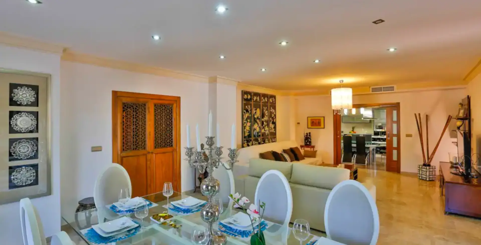 Marbella Mansion rental villa lounge