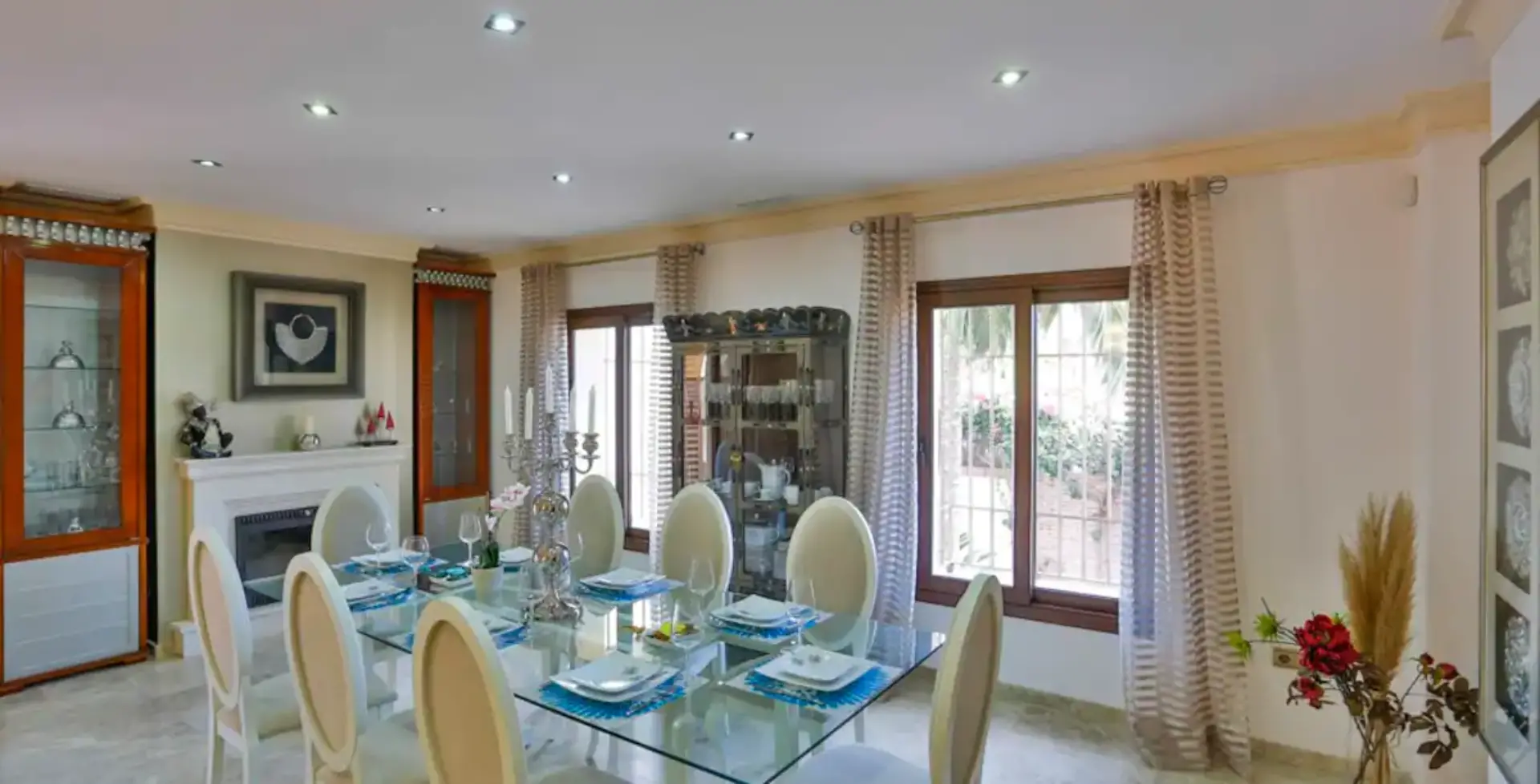 Marbella Mansion rental villa small dining