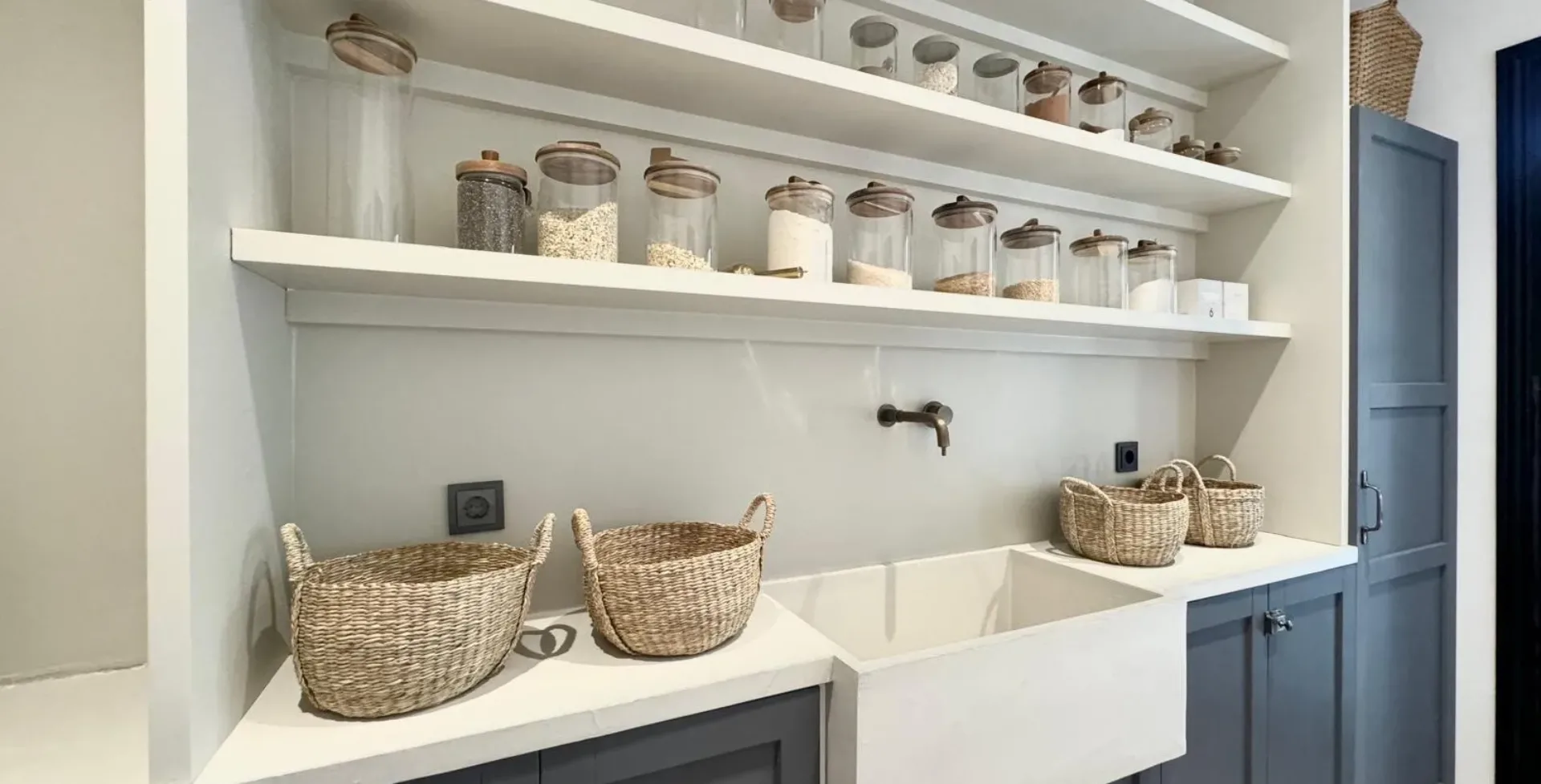 Villa Riviera Marbella kitchen6
