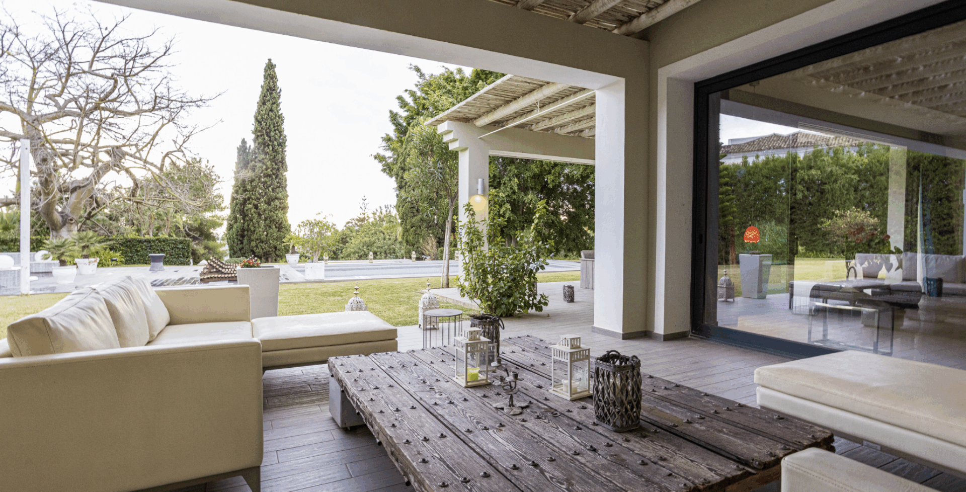 Villa Maji beachfront villa Marbella al fresco