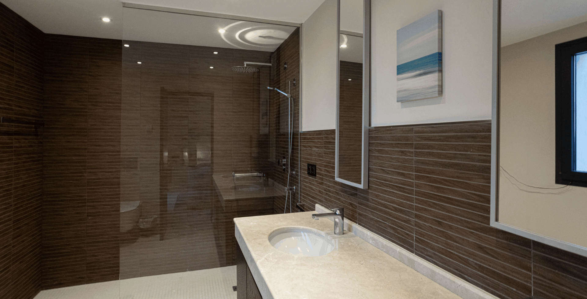 Villa Maji beachfront villa Marbella bathroom 4
