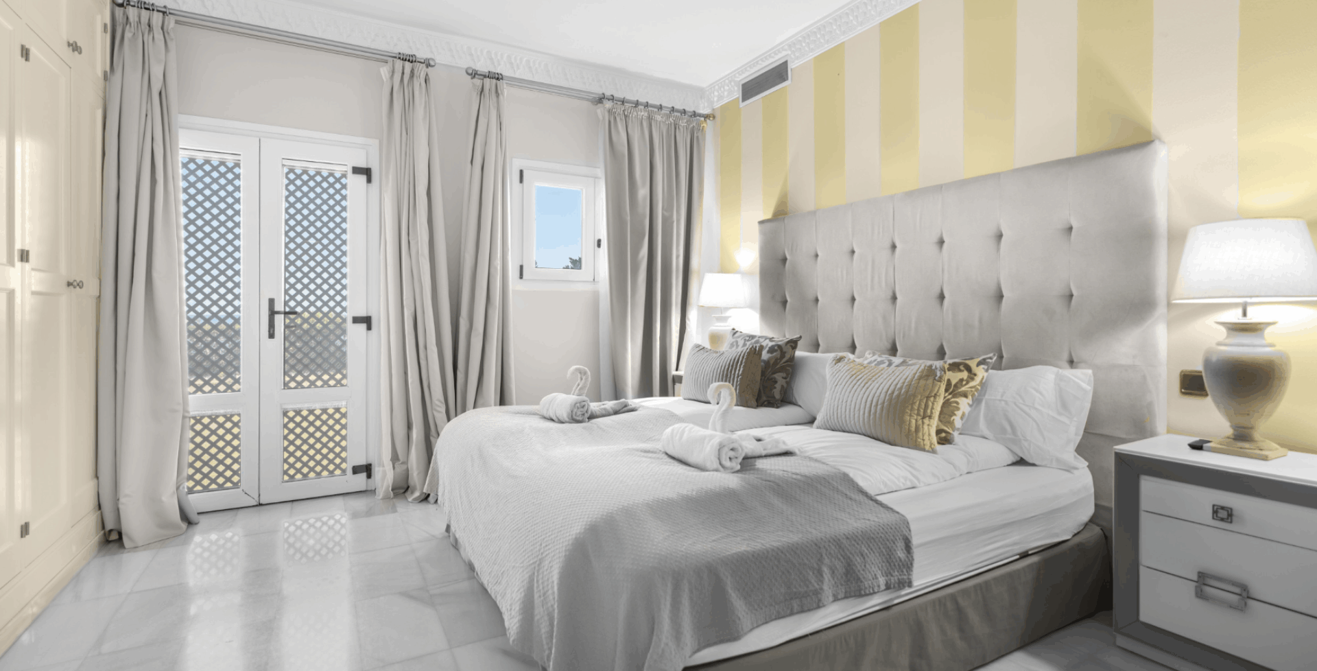 Villa Maji beachfront villa Marbella bedroom 3