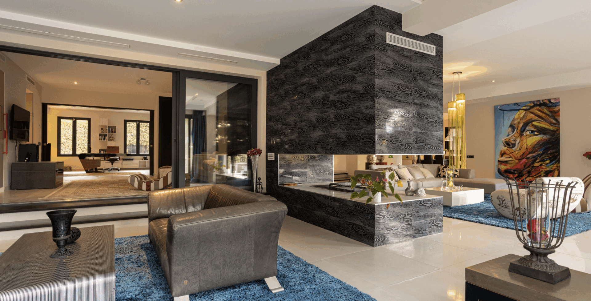 Villa Maji beachfront villa Marbella lounge 1