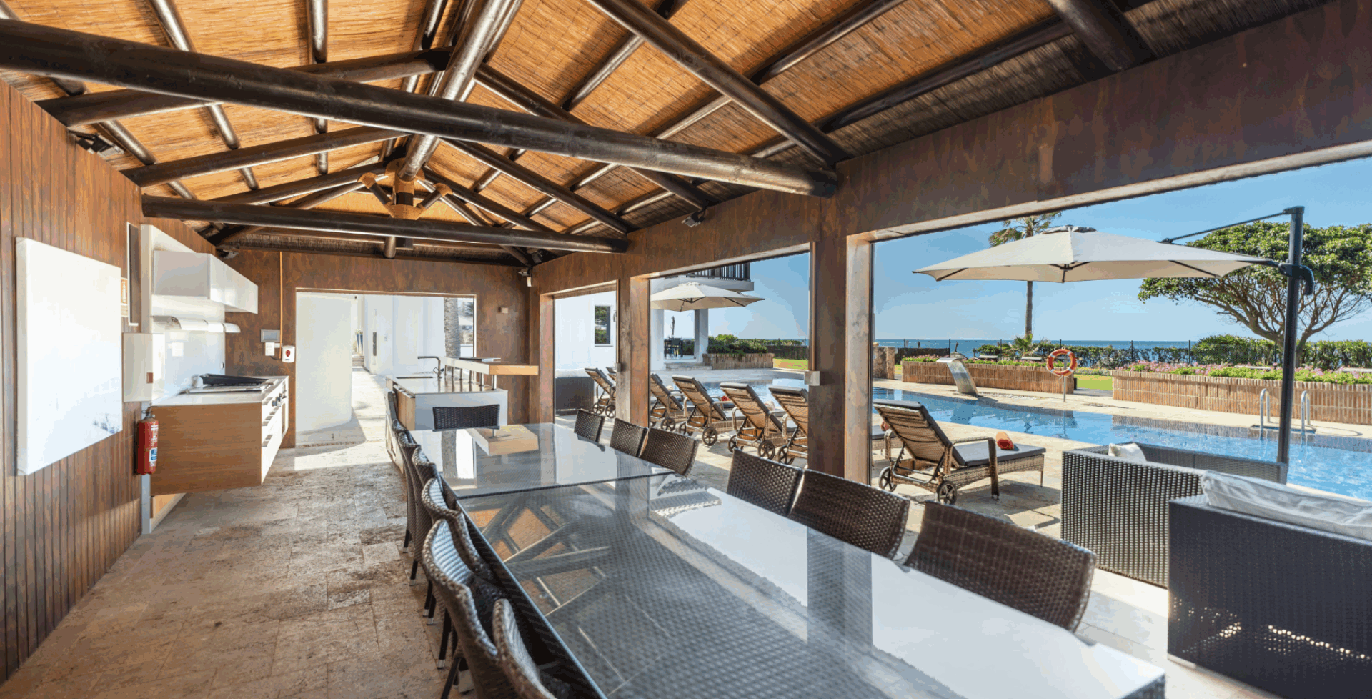 Villa Maji beachfront villa Marbella pergola dining