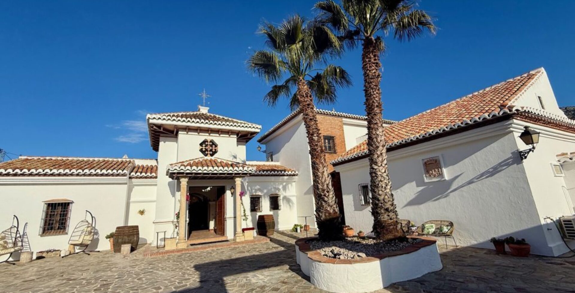 Finca-Paradise-garden 12 bedrooms luxury villas marbella