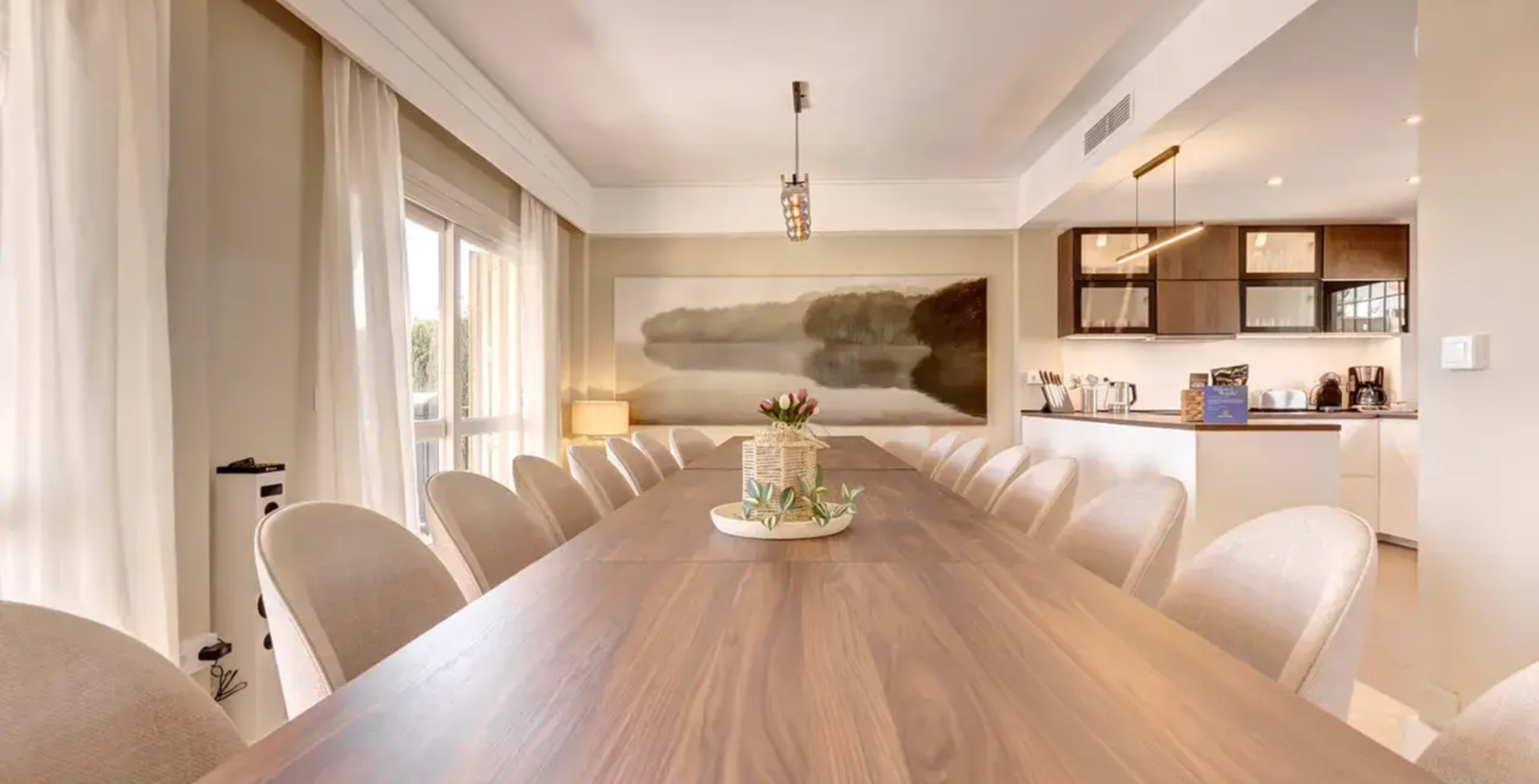 7 bedroom Villa Calle - dining table - luxury villas Marbella