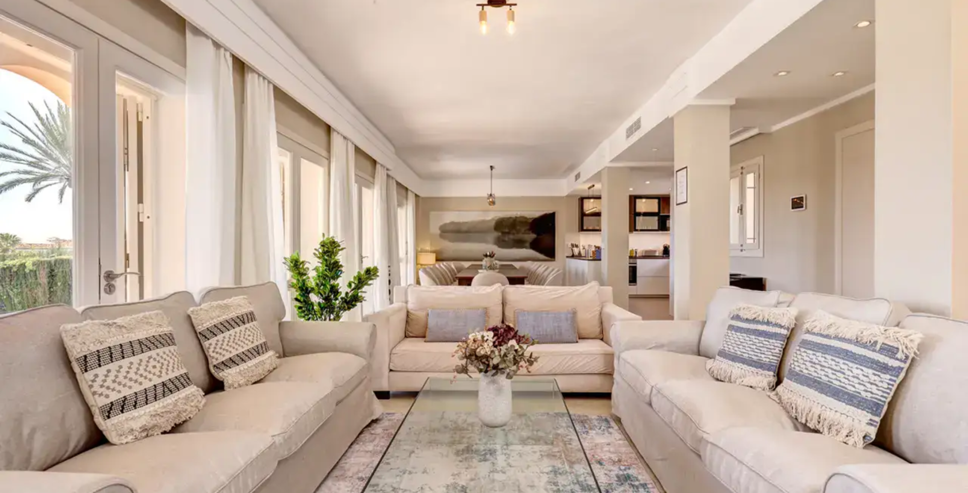 7 bedroom Villa Calle - living area - luxury villas marbella