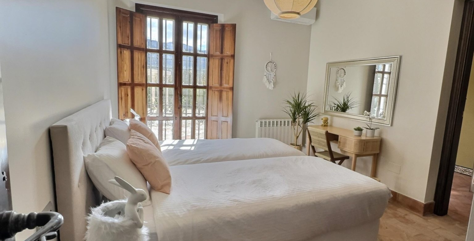 Finca-Paradise 12 bedrooms - standard room - luxury villas marbella
