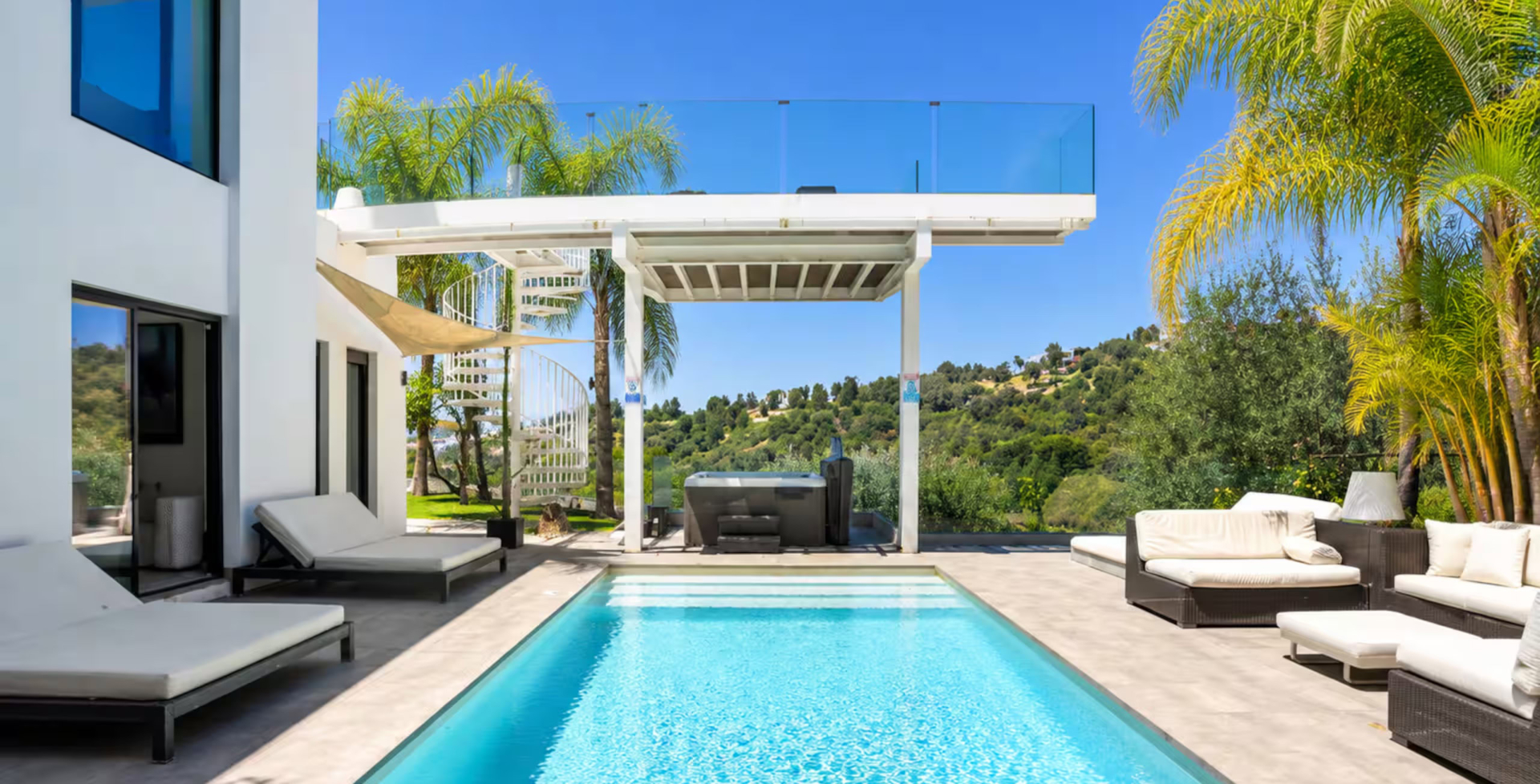 Villa Xtra pool 2