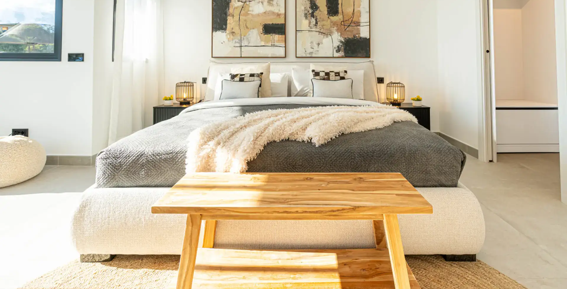 luxury-villas-marbella-6-bedroom-villa-elvi-double room1