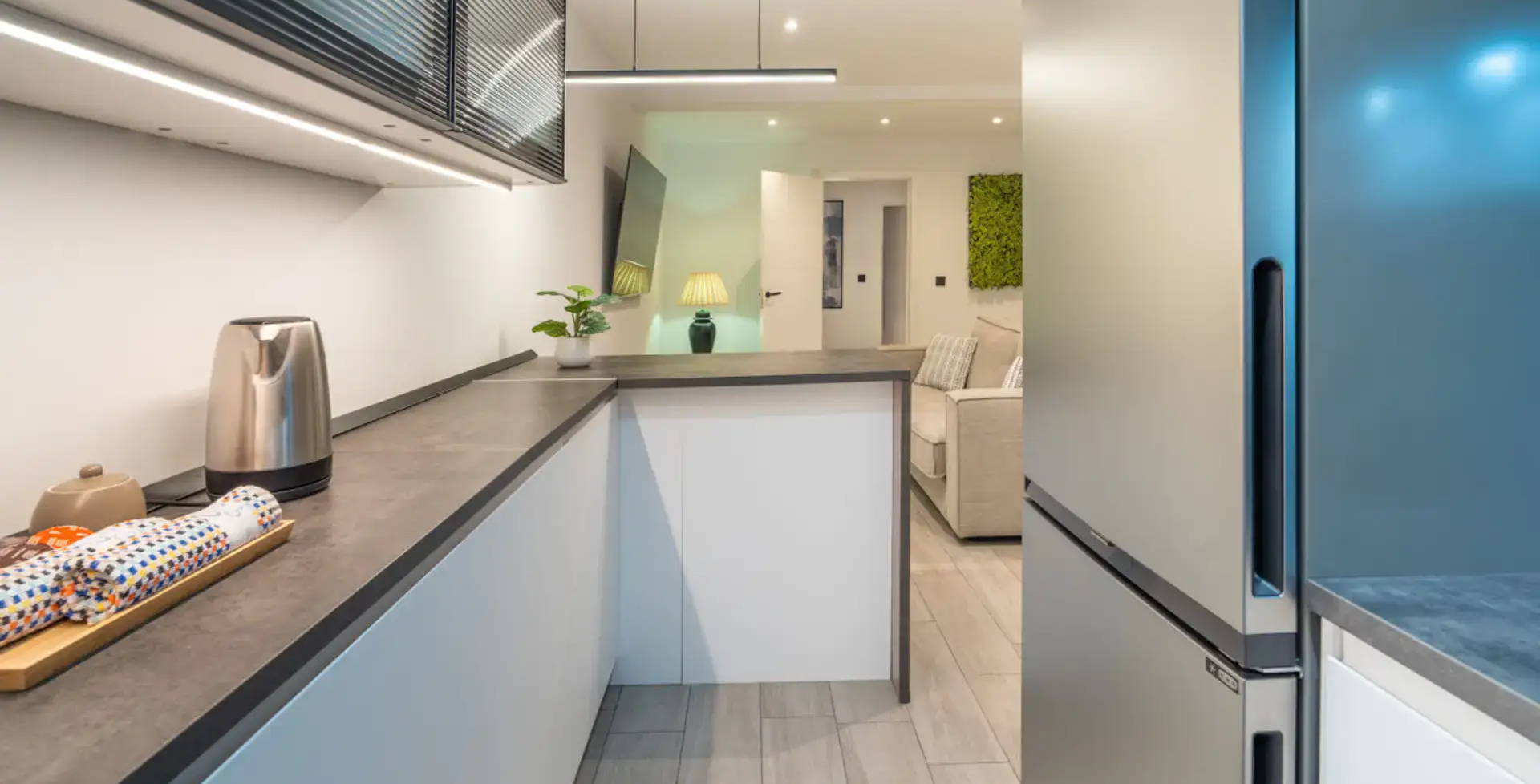 6-bedroom-villa-elvi-modern kitchen2